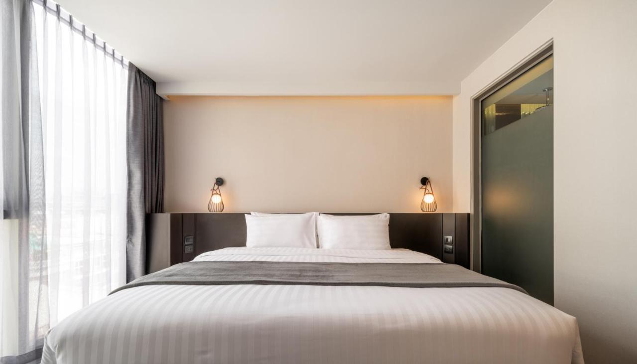 Seekers Finders Rama IV Hotel Surestay Collection By BW Bangkok Extérieur photo