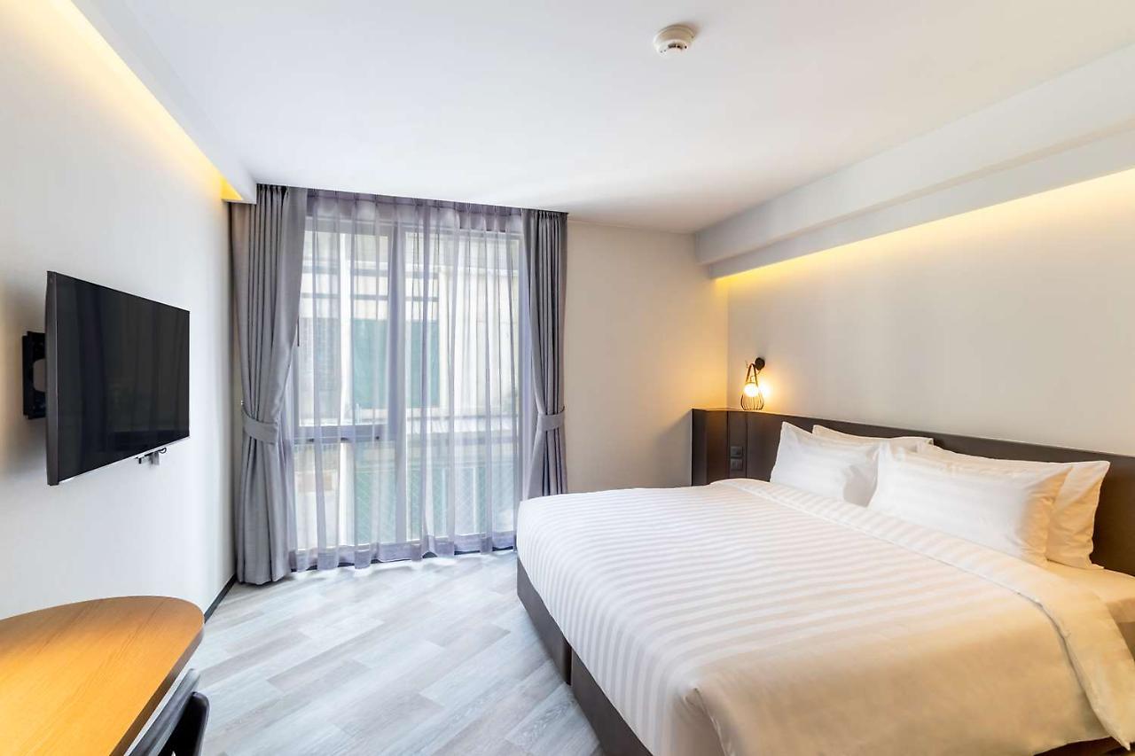 Seekers Finders Rama IV Hotel Surestay Collection By BW Bangkok Extérieur photo