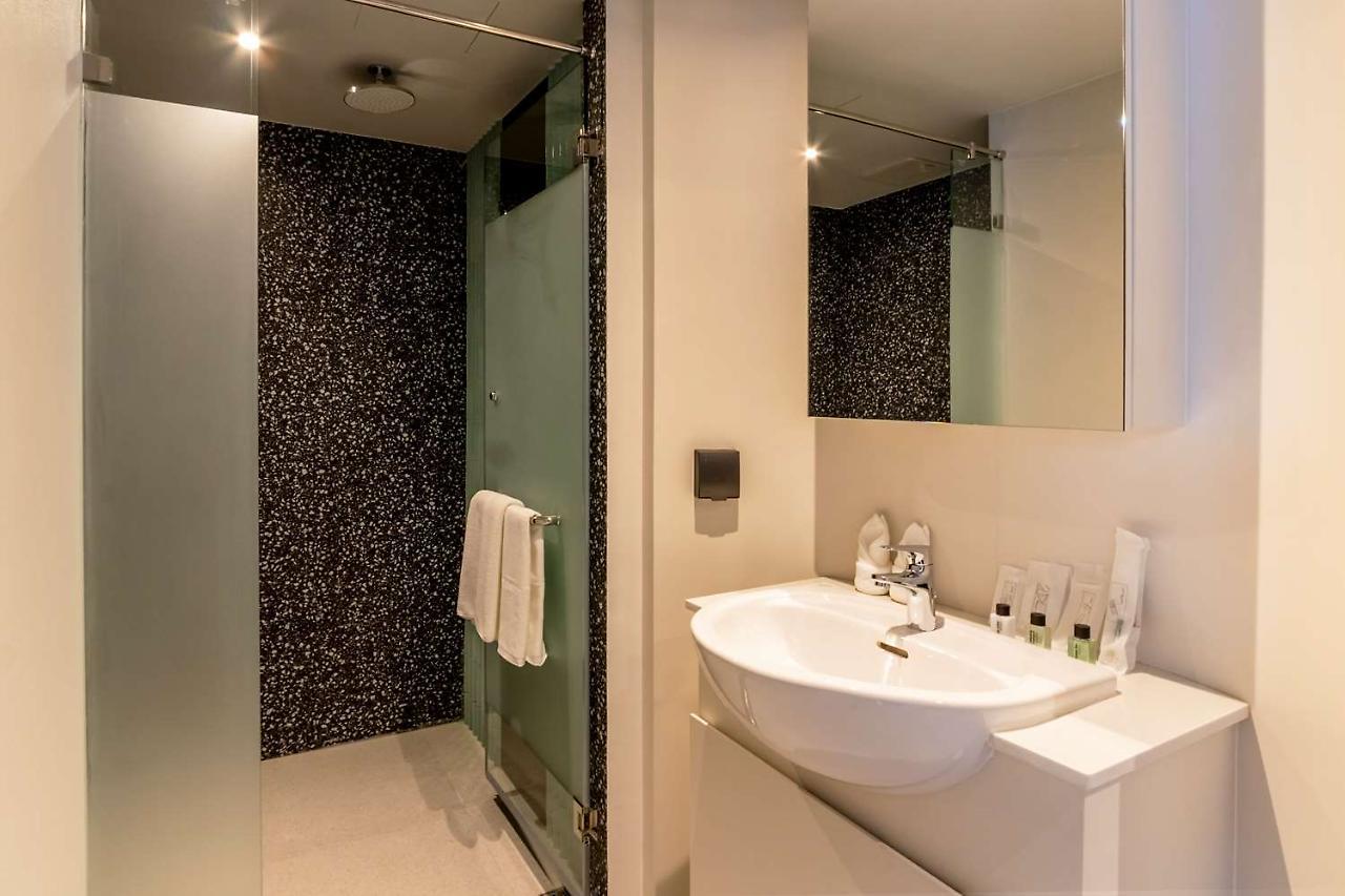 Seekers Finders Rama IV Hotel Surestay Collection By BW Bangkok Extérieur photo