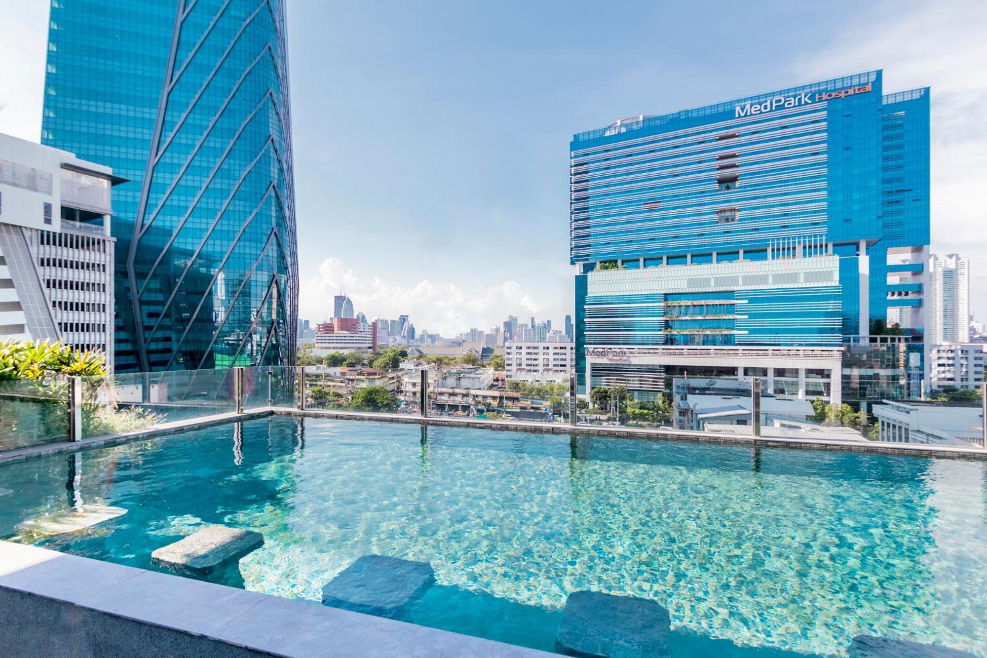 Seekers Finders Rama IV Hotel Surestay Collection By BW Bangkok Extérieur photo